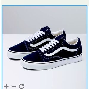 Men/women black Vans- worn but good condition